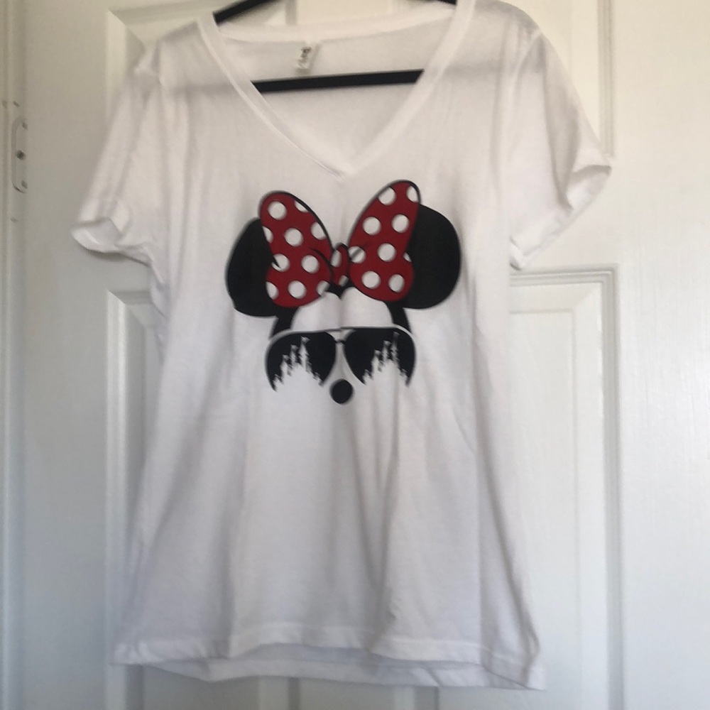 Minnie Mouse wearing sunglasses t shirt